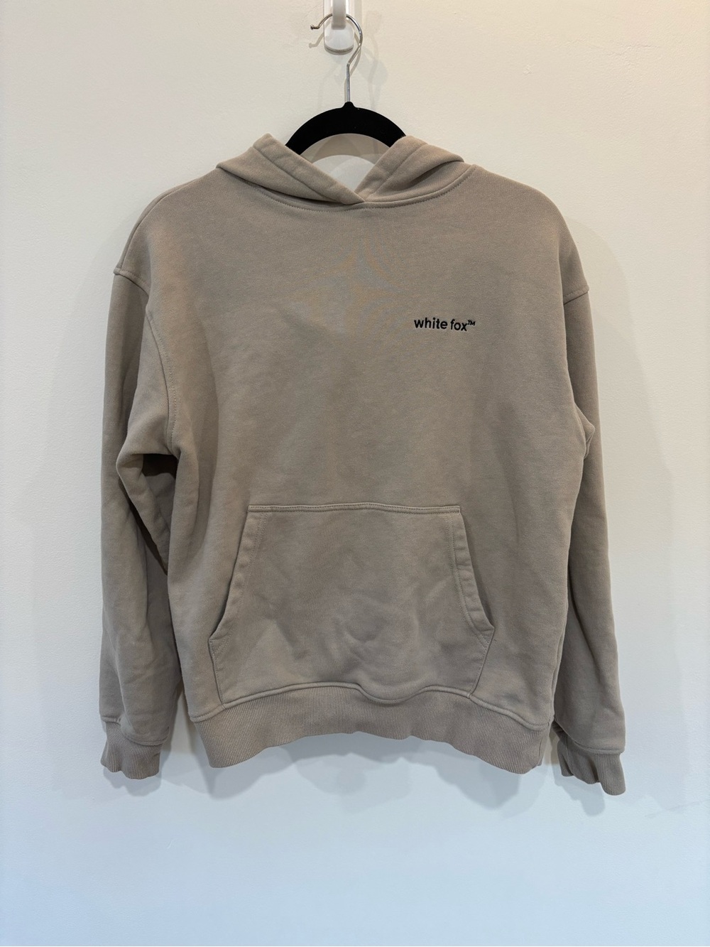 White Fox Boutique Sweatshirt Hoodie in Taupe